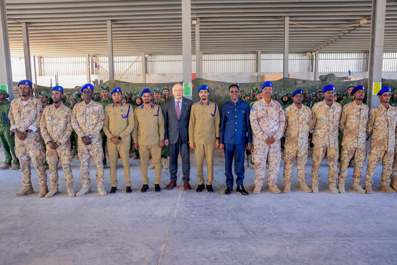 Minister of Internal Security Closes Training for the 5th Batch of Somali Police Darawiish Forces